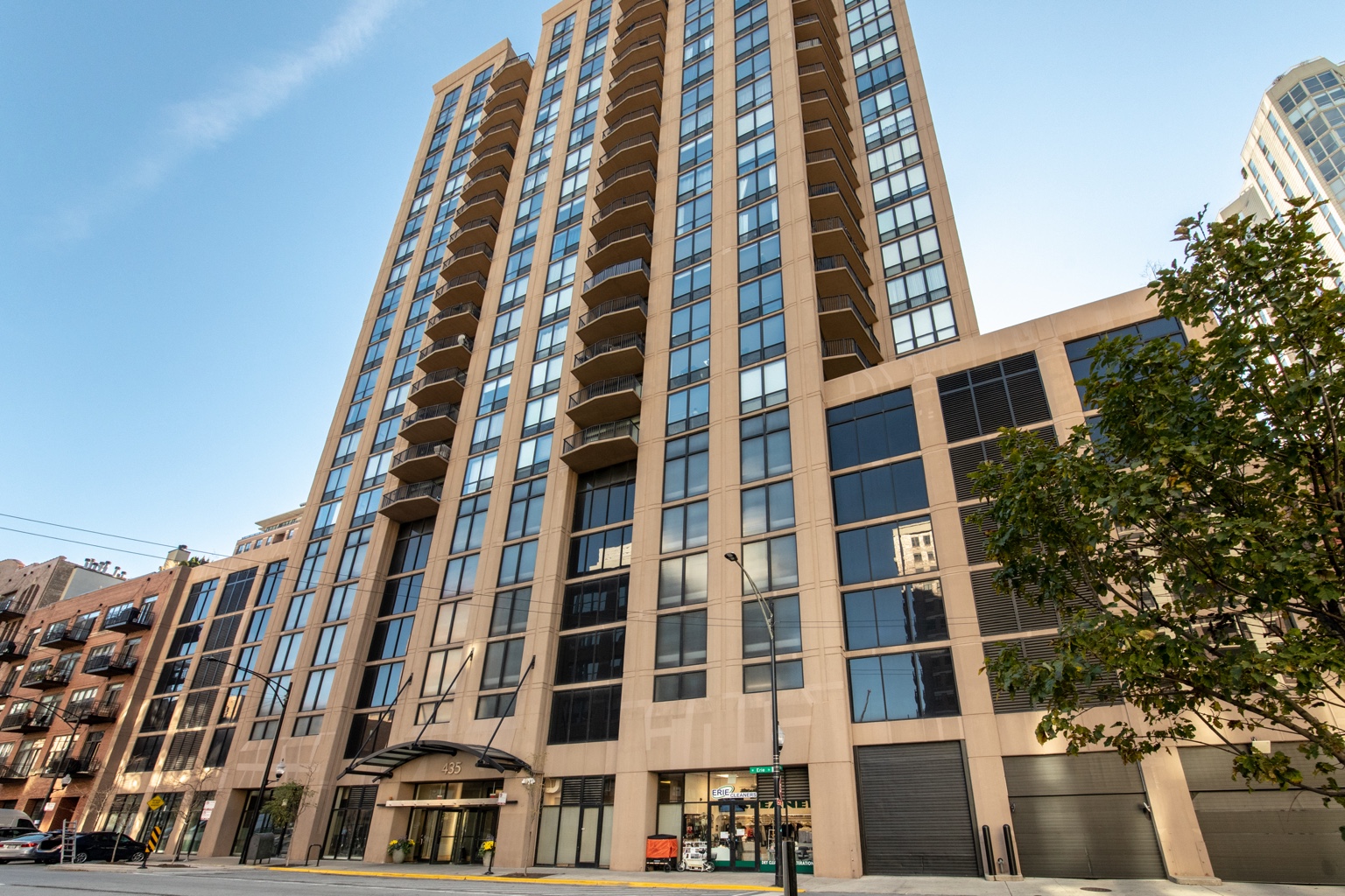 Tall condominium tower